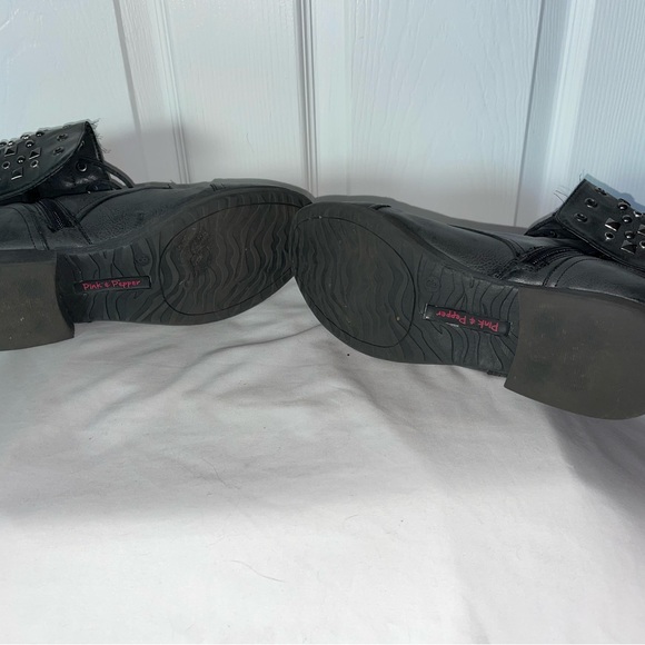 Distressed lace up combat boots - Picture 6 of 6